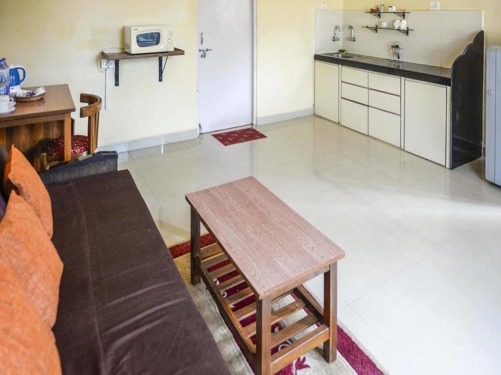 Oyo Apartments Vagator Beach Road Bagian luar foto